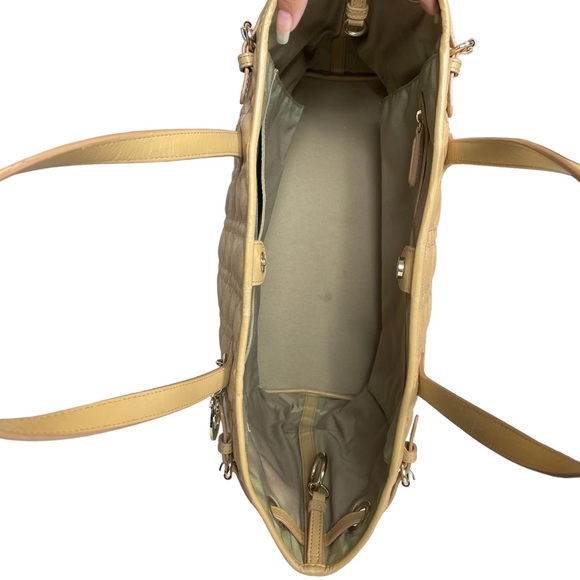 ❗️LAST CHANCE❗️Christian Dior Authentic Panarea Cannage Convertible Quilted Tote - Picture 8 of 16